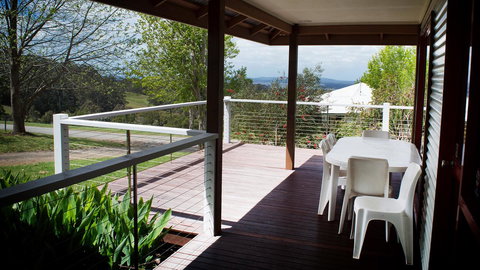 Karri Mia Chalets And Studios - Accommodation NT 12