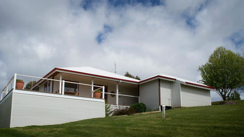 Karri Mia Chalets And Studios - Accommodation NT 35