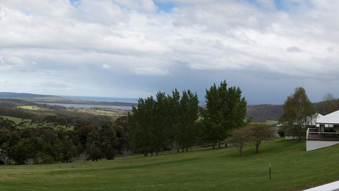 Karri Mia Chalets And Studios - Accommodation NT 5