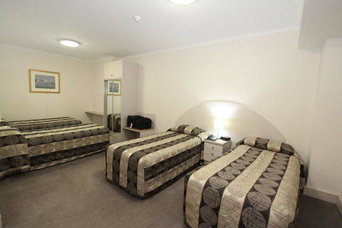 Comfort Inn & Suites Goodearth Perth - Accommodation NT 6