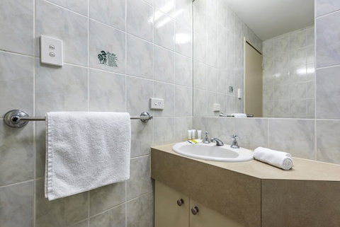 Comfort Inn & Suites Goodearth Perth - Accommodation NT 17