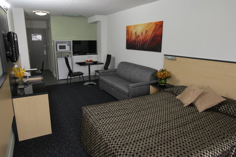 Comfort Inn & Suites Goodearth Perth - Accommodation NT 18