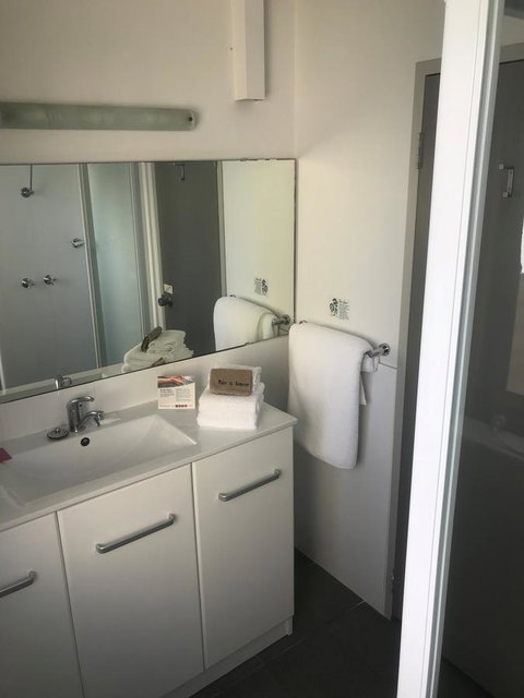 Comfort Inn & Suites Goodearth Perth - Accommodation NT 2
