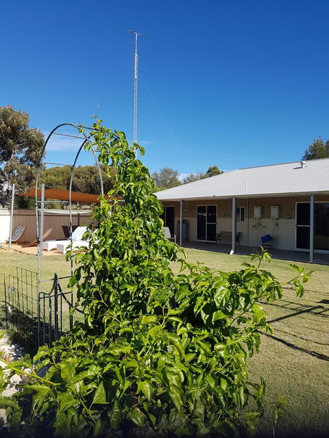 The Heights Bed & Breakfast - NT Tourism 11