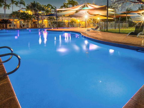 The Continental Hotel - NT Tourism 43