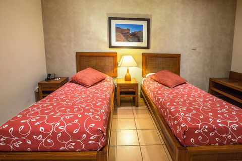 The Continental Hotel - NT Tourism 38