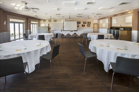 The Continental Hotel - NT Tourism 19
