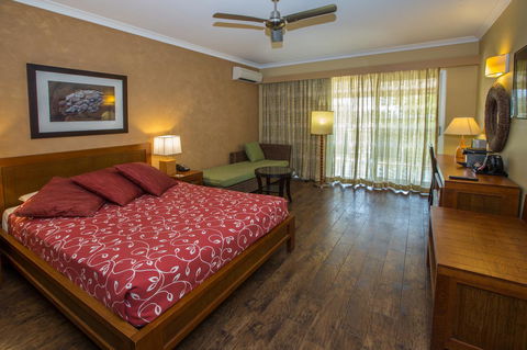 The Continental Hotel - NT Tourism 1