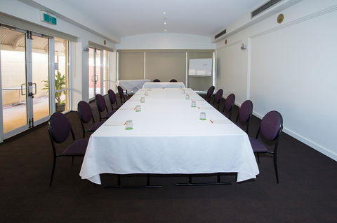 The Continental Hotel - NT Tourism 23