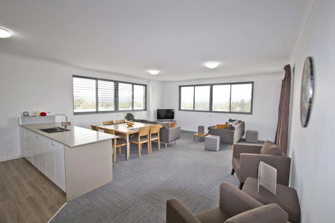 Morisset Serviced Apartments - Accommodation NT 17