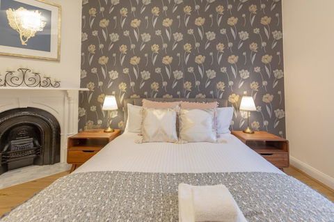 Heritage Townhouse Near Harbour Bridge - Accommodation NT 22