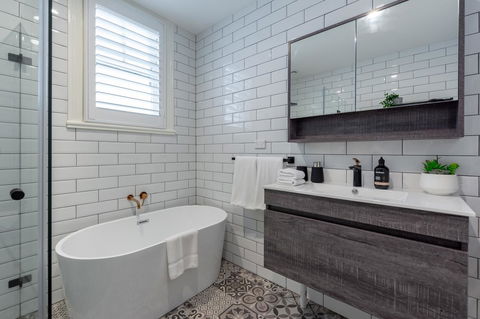 Heritage Townhouse Near Harbour Bridge - Accommodation NT 9