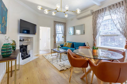 Heritage Townhouse Near Harbour Bridge - Accommodation NT 33