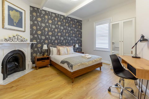 Heritage Townhouse Near Harbour Bridge - Accommodation NT 26