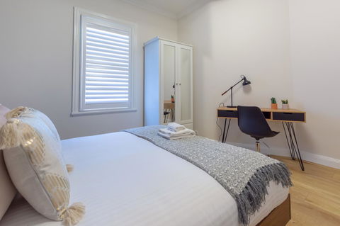 Heritage Townhouse Near Harbour Bridge - Accommodation NT 6