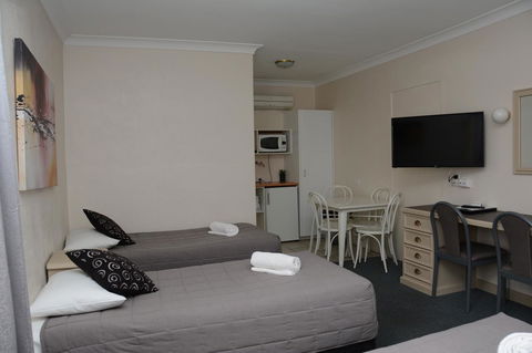 Ben Chifley Motor Inn - Accommodation NT 4