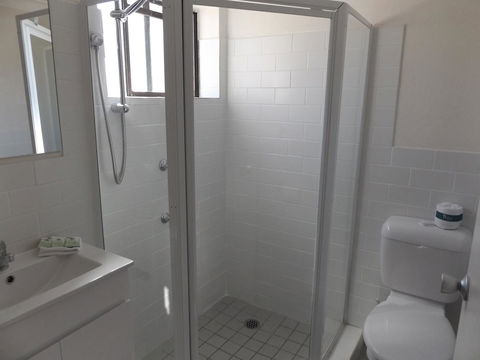 Ben Chifley Motor Inn - Accommodation NT 23