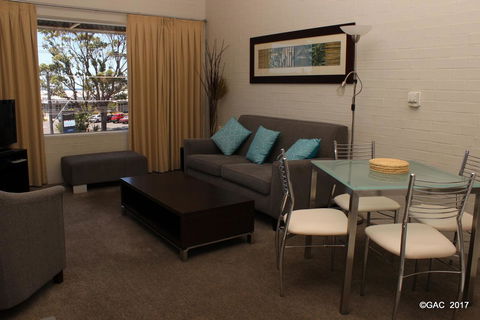Mollymook Cove Apartments - Accommodation NT 3