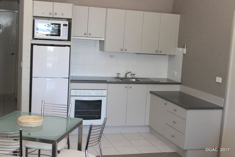 Mollymook Cove Apartments - Accommodation NT 23