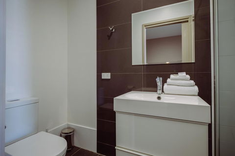 Crossroads Hotel - Accommodation NT 5