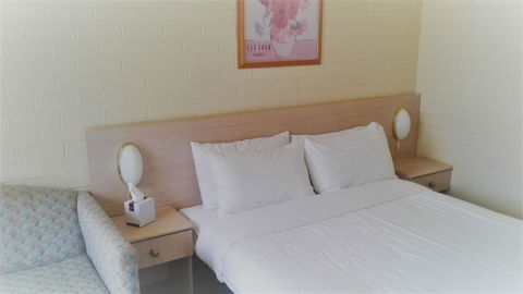 Junee Motor Inn - Accommodation NT 2