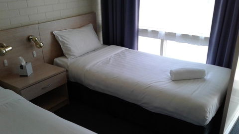 Junee Motor Inn - Accommodation NT 4