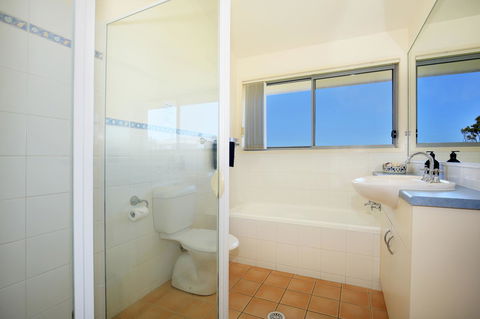 The Cove At Culburra - Direct Access To Beach - Accommodation NT 14