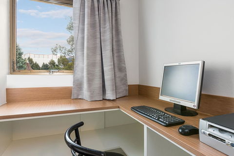 Metro Hotel Miranda - Accommodation NT 25