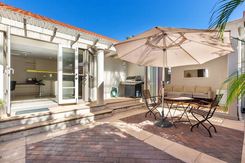 Kensington Self-Contained Modern House (89BROM) - Accommodation NT 2