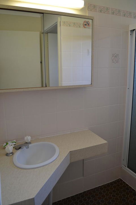 Sundial Holiday Units - Accommodation NT 28