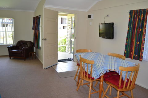 Sundial Holiday Units - Accommodation NT 26