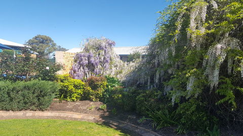 Almond Inn - NT Tourism 28