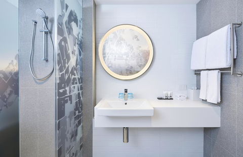 Holiday Inn Express Sydney Airport, An IHG Hotel - Accommodation NT 22