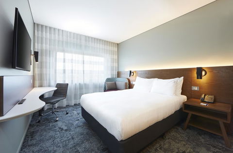 Holiday Inn Express Sydney Airport, An IHG Hotel - Accommodation NT 4