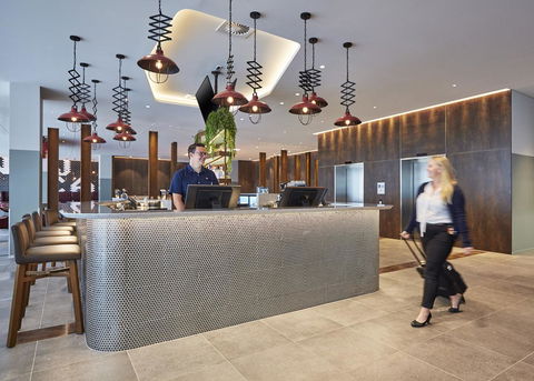 Holiday Inn Express Sydney Airport, An IHG Hotel - Accommodation NT 2
