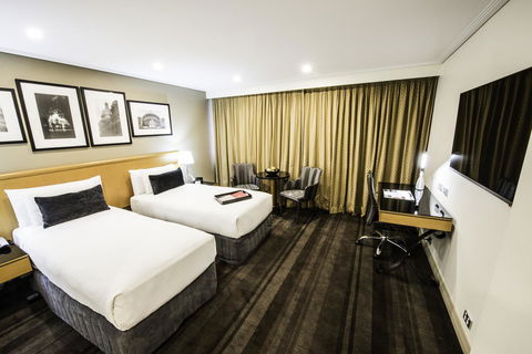 Rydges World Square - Accommodation NT 14