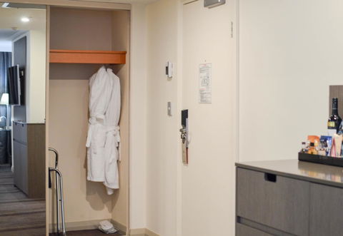 Rydges World Square - Accommodation NT 8
