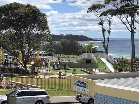 Breakers Apartments - Accommodation NT 7