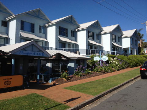 Breakers Apartments - Accommodation NT 0