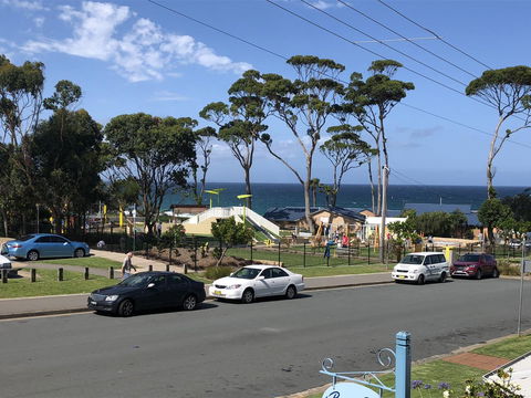 Breakers Apartments - Accommodation NT 5