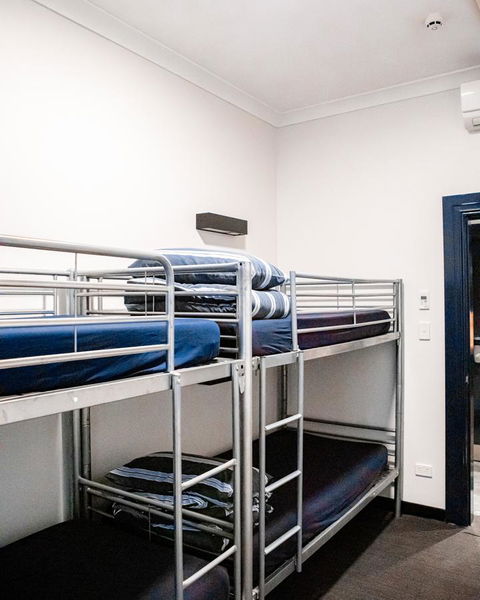 Wake Up! Bondi Beach - Accommodation NT 11