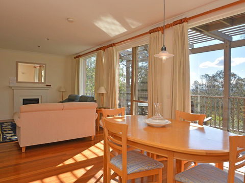 Villa 2br Prosecco Villa Located Within Cypress Lakes Resort - Accommodation NT 5