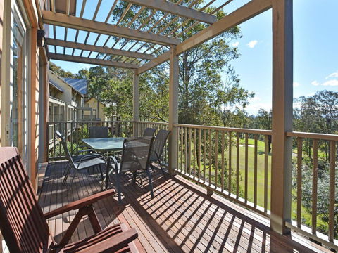 Villa 2br Prosecco Villa Located Within Cypress Lakes Resort - Accommodation NT 0