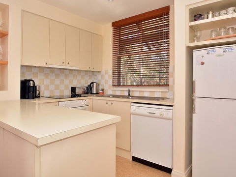 Villa 2br Prosecco Villa Located Within Cypress Lakes Resort - Accommodation NT 8
