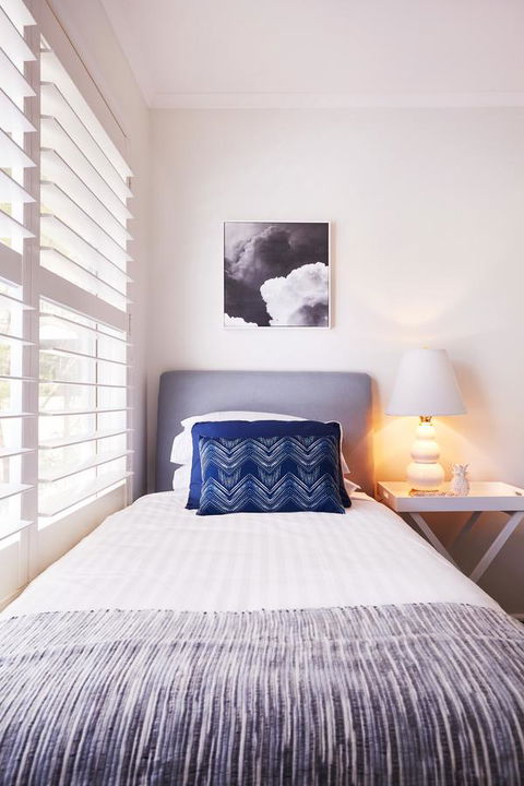 Bright And Spacious Family Home With Leafy Deck - Accommodation NT 26