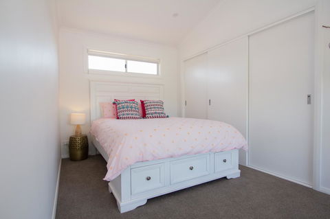 Stay In Mudgee The Grove, The Church, And Premium Private Homestead - Accommodation NT 5