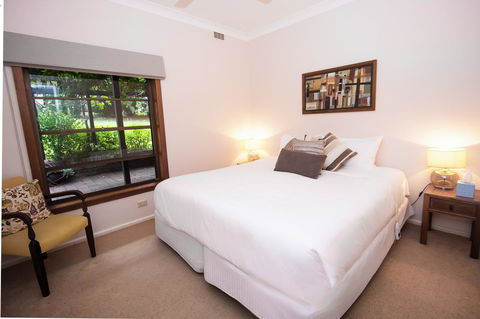 Stay In Mudgee The Grove, The Church, And Premium Private Homestead - Accommodation NT 32