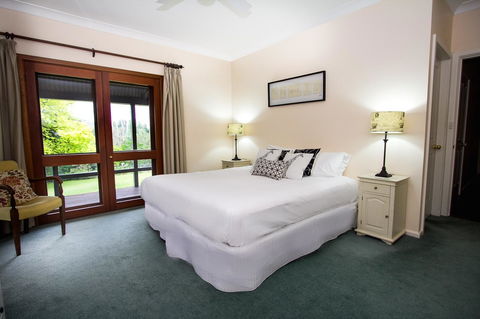 Stay In Mudgee The Grove, The Church, And Premium Private Homestead - Accommodation NT 15