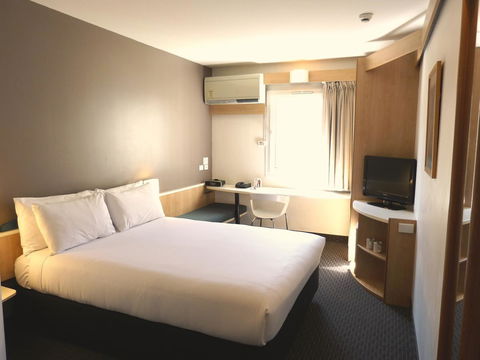 Ibis Thornleigh - Accommodation NT 25