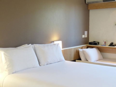 Ibis Thornleigh - Accommodation NT 21